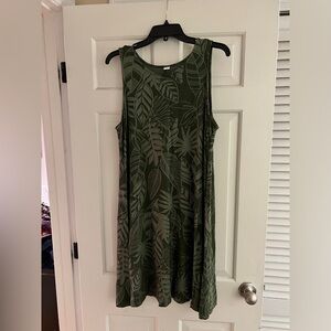 Old Navy Green Sleeveless Midi Dress